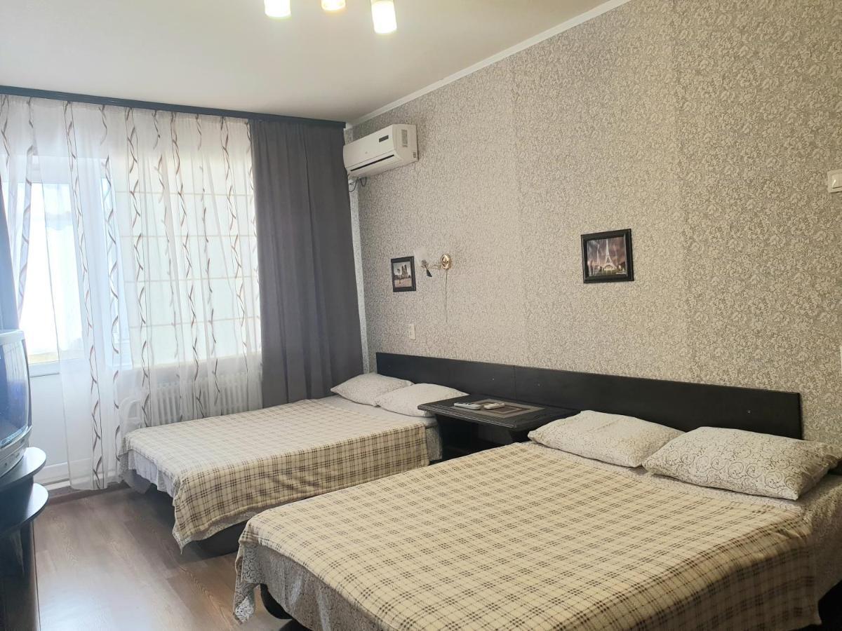 Квартира В Районе Горисполкома И 1-Й Горбольницы. Appartement Kryvy Rih Buitenkant foto